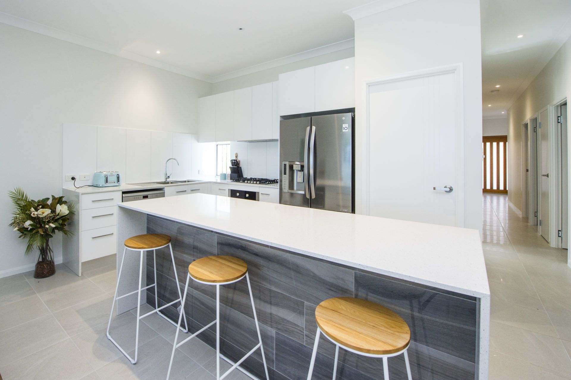 Superior House, 6 Bedrooms, Private Pool, Beachfront | In-room dining