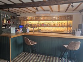 Bar (en la propiedad)