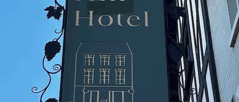 Façade de lâhĂ©bergement