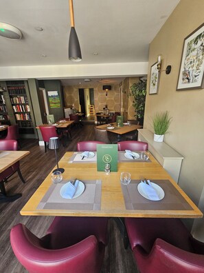 Restaurant - The North Hill Hotel, Colchester (Colchester)