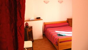 Wifi gratis y ropa de cama