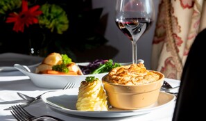 تناول الطعام