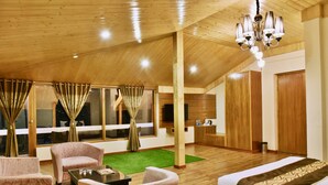 In-room safe, desk, iron/ironing board (on request) - The Serenity Resort & Spa (Manali)
