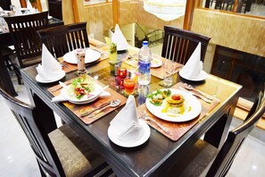 Buffet breakfast for a fee - The Serenity Resort & Spa (Manali)
