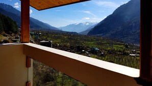 Elite Room | Balcony view - The Serenity Resort & Spa (Manali)