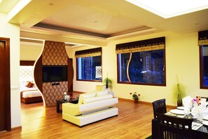 Elite Room | Living area