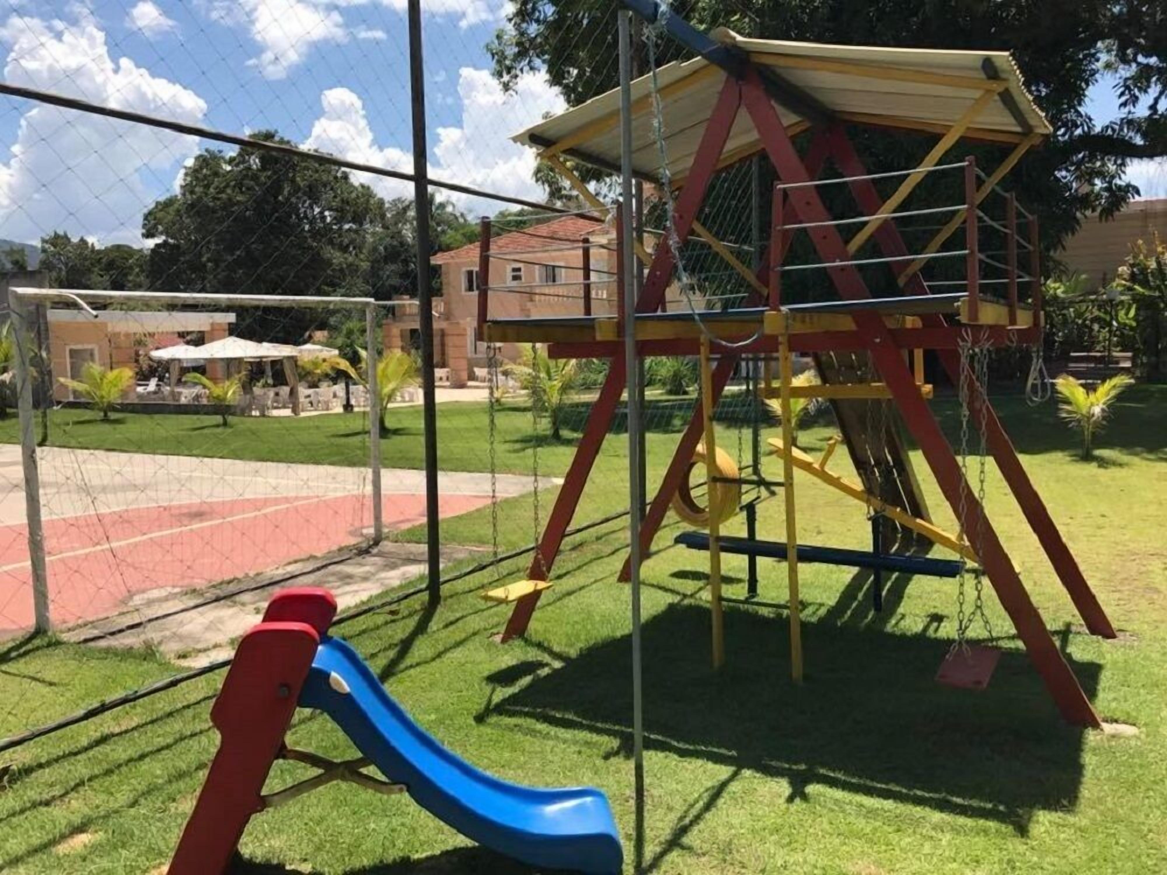 children’s play area – outdoor