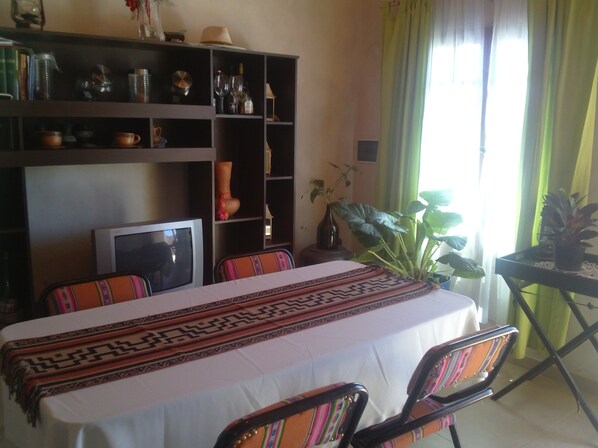 Comfort House, 2 Bedrooms | Living area