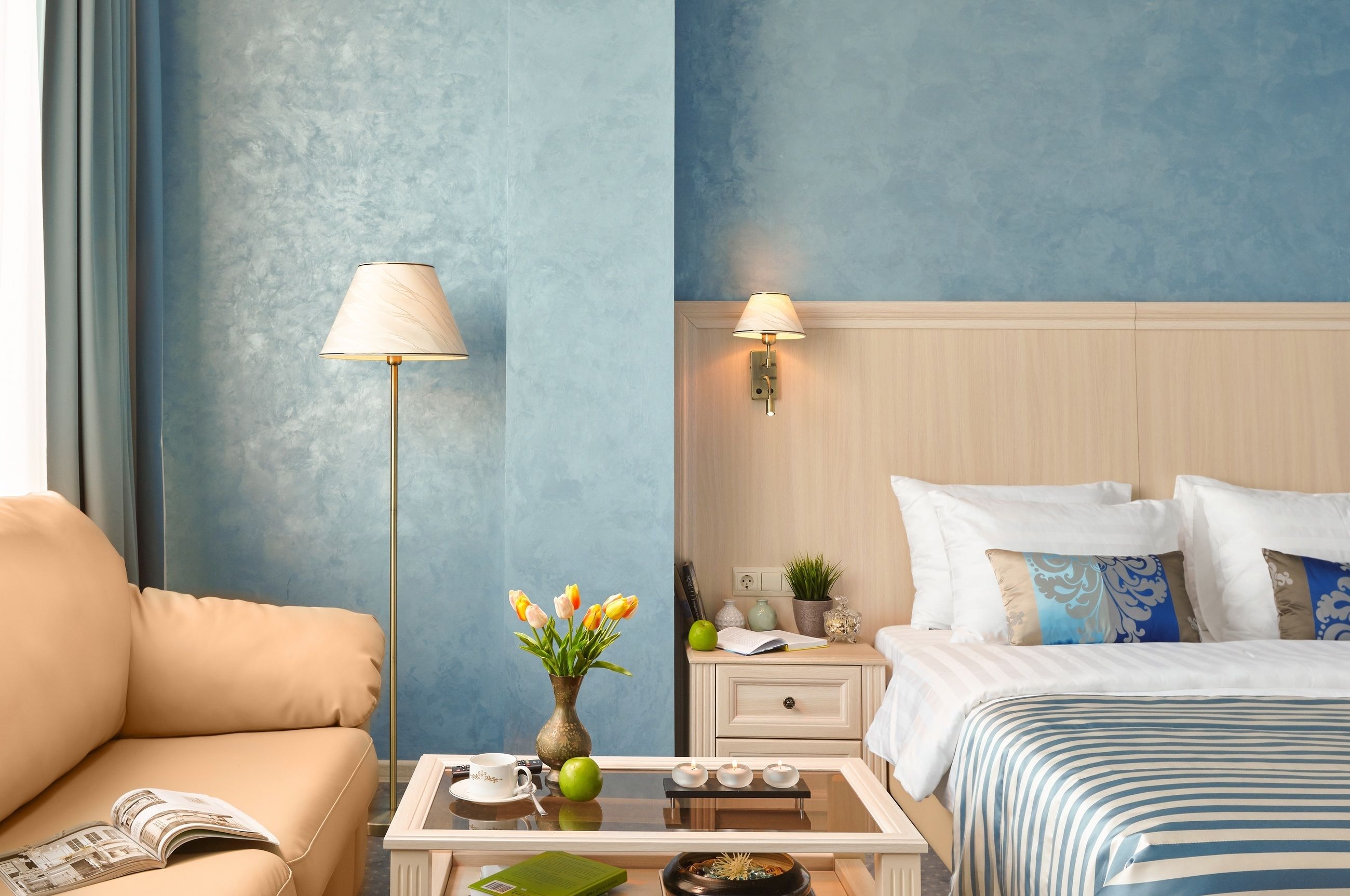 Standard Double or Twin Room | In-room safe, desk, soundproofing, iron/ironing board