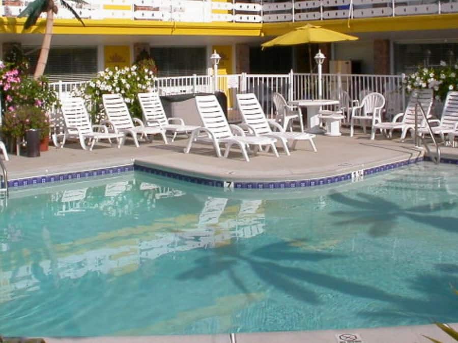Piscina externa sazonal