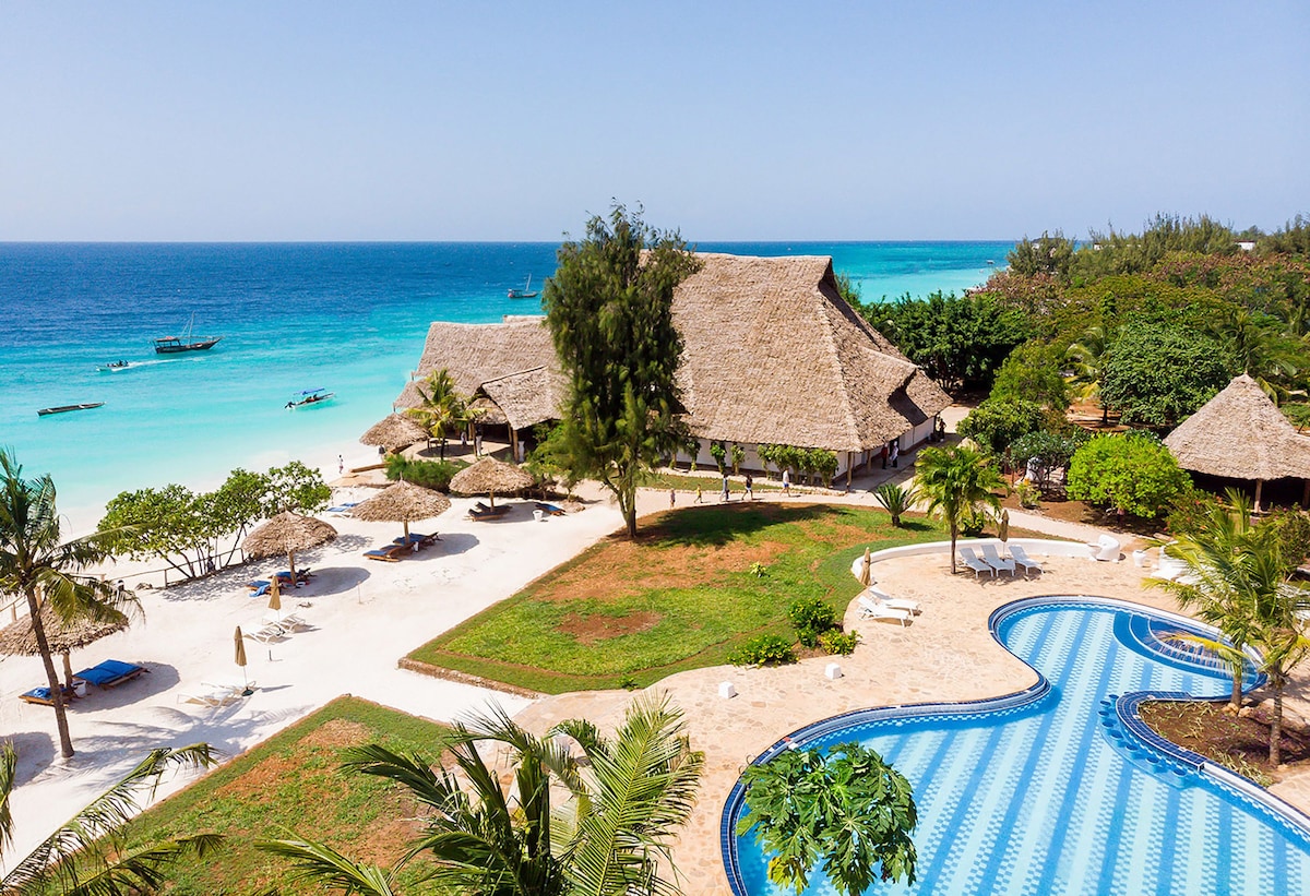 Sandies Baobab Beach Zanzibar – hotel photo