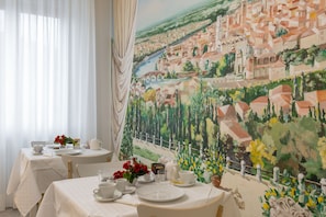 Free daily cooked-to-order breakfast - B&B Domus Fluminis (Verona)