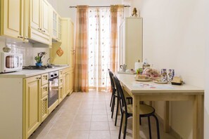 Breakfast area - Albachiara Guest House (Rome)