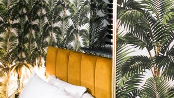 Cozy Double | Premium bedding, in-room safe, desk, blackout curtains