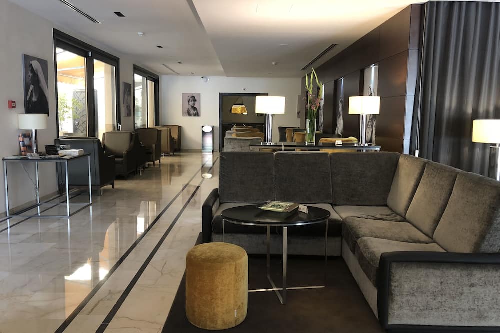 Hotel Lalla Doudja