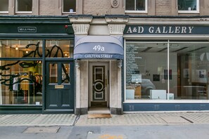 Entrée de l’hébergement