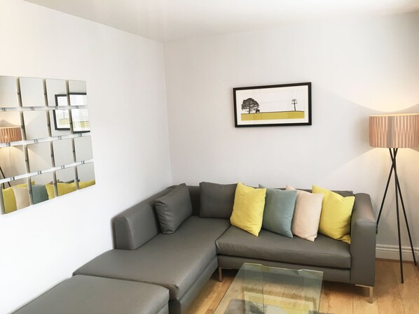 Executive Apartment, 2 Bedrooms | 1 bedroom, premium bedding, in-room safe, blackout drapes