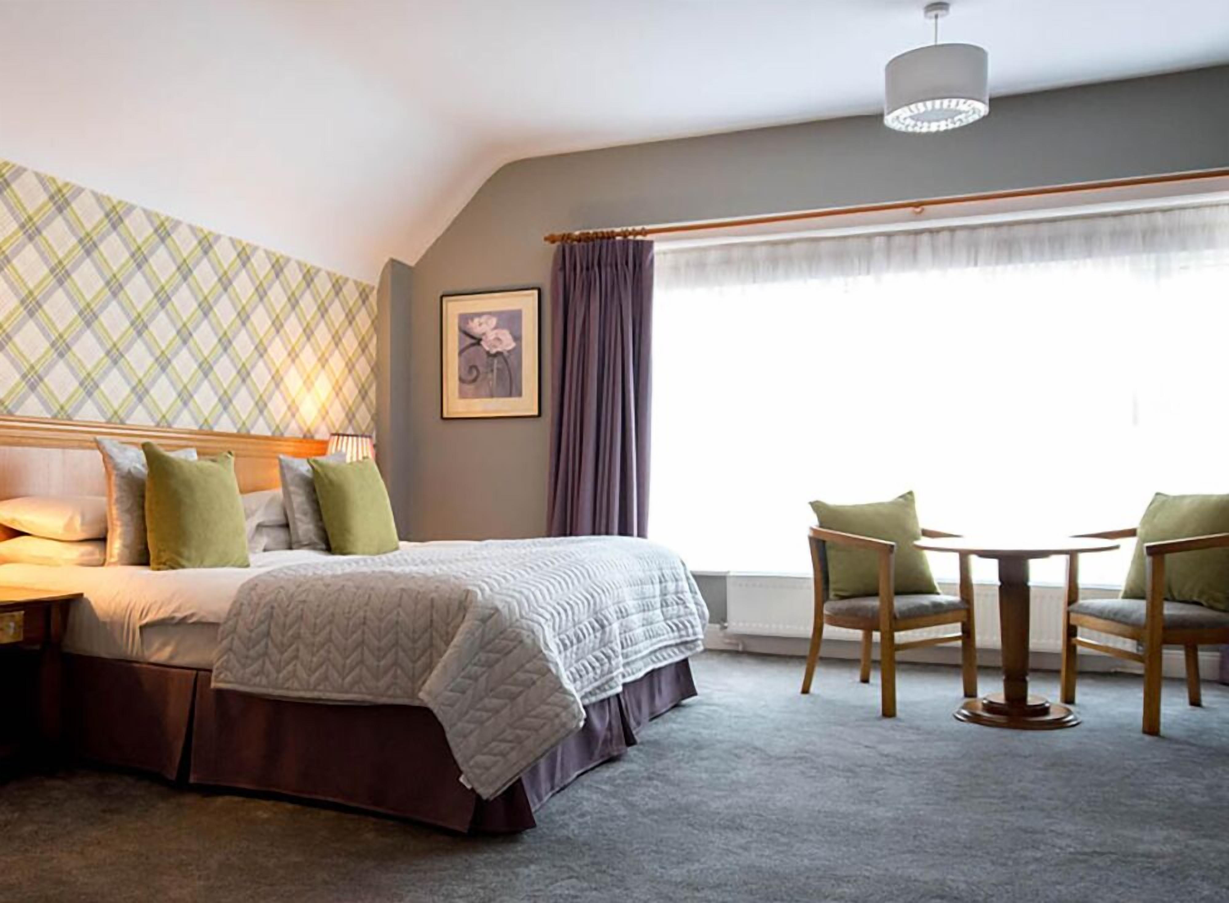 premier room | in-room safe, desk, iron/ironing board, free wifi