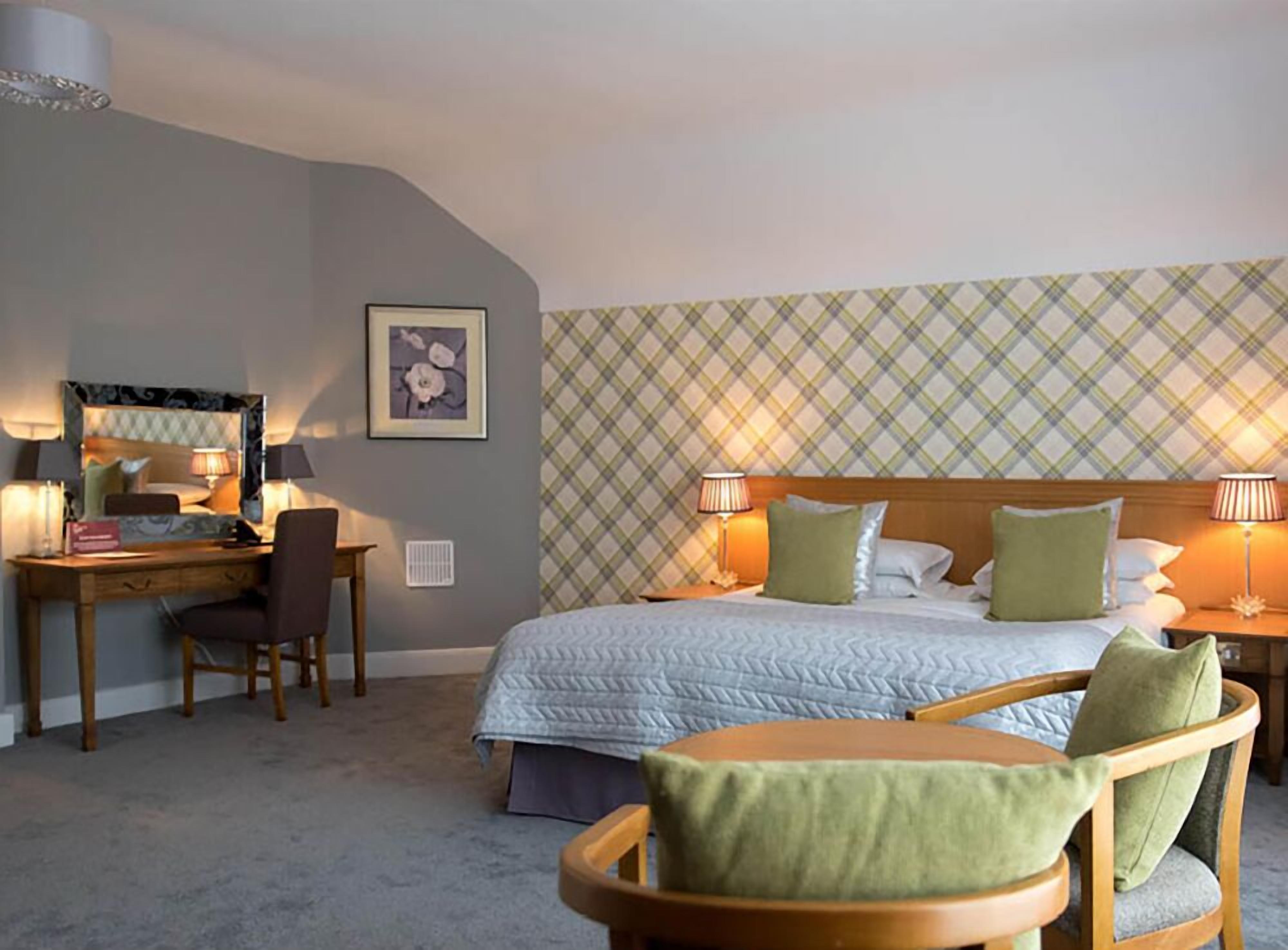 premier room | in-room safe, desk, iron/ironing board, free wifi