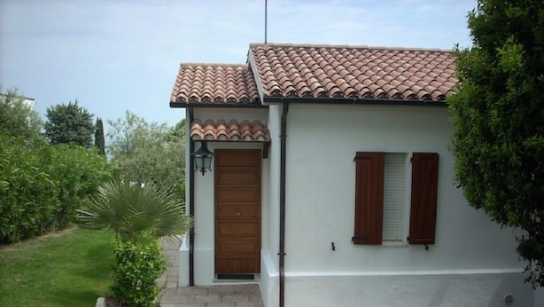 Unclassified image, 1 of 22, button - Villa with Garden & Sea View N110 (Numana)