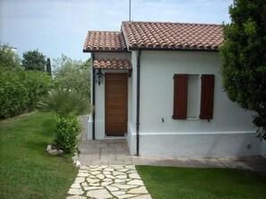 Exterior - Villa with Garden & Sea View N110 (Numana)