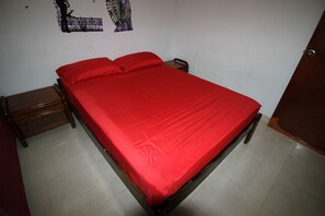 1 bedroom, rollaway beds, free WiFi