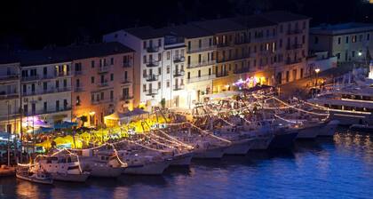 Yatch Suite Porto Santo Stefano