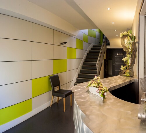 Logis Hotel Restaurant Croix Verte