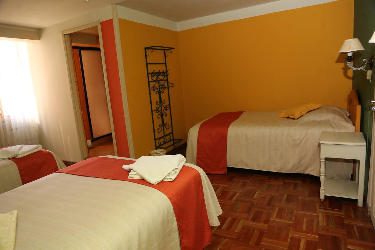 Free WiFi, bed sheets