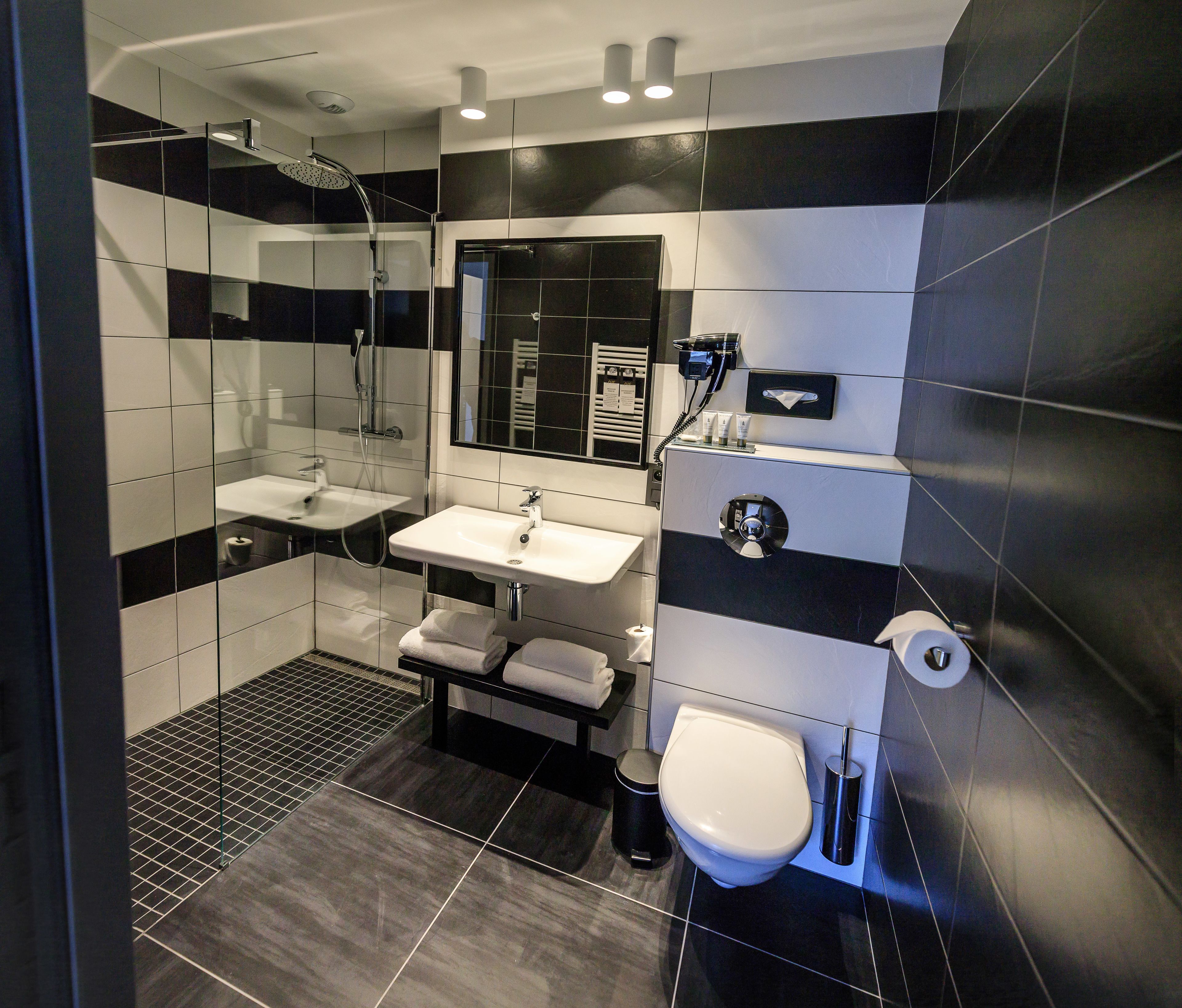 shower, free toiletries, hair dryer, bathrobes