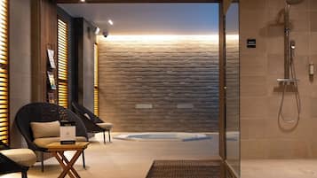 Çiftler için bakım odaları, sauna, jakuzi, buhar odası, hamam