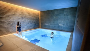 室內 Spa 池