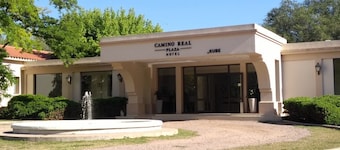 Camino Real Plaza Hotel