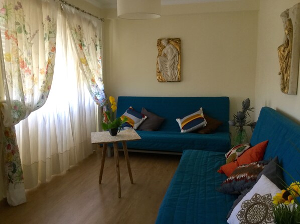 Appartement, 1 chambre, accès piscine | Coin séjour | Télévision à écran plat