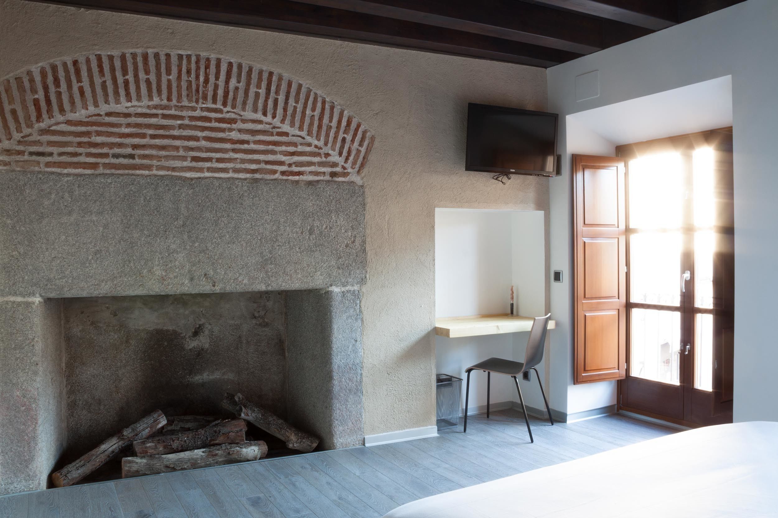 deluxe double room, balcony | room amenity