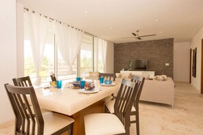 Apartment, 2 Bedrooms | In-room dining - Latitude 20 101 by PRP (Playa del Carmen)