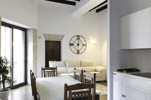 อพาร์ทเมนท์สำหรับครอบครัว, 2 ห้องนอน | 4 ห้องนอน, ผ้าม่านกันแสง, เตารีด/โต๊ะรีดผ้า, Wi-Fi ฟรี