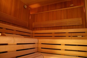 Couples treatment rooms, facials, manicures and pedicures - Hotel & Restaurant Birkenhof (Hanau)