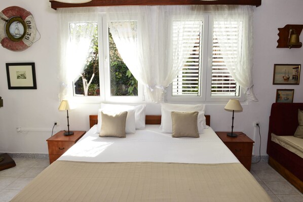 Apartment, 1 Bedroom, Terrace | 1 bedroom, in-room safe, desk, iron/ironing board - City House Apartments (Tivat)