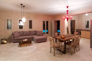 Luxury Villa, 2 Bedrooms | Living area | 40-inch Smart TV with digital channels, TV, Netflix - Amaranthine Villa (Santorini)
