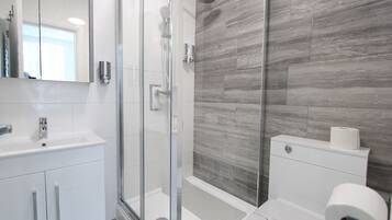 Double Room | Egyptian cotton sheets, soundproofing, iron/ironing board, free WiFi