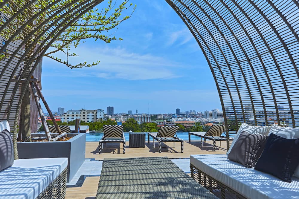 Chezzotel Pattaya