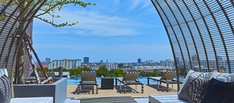 Chezzotel Pattaya