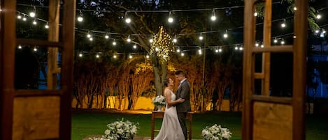 Utendørs bryllupsområde