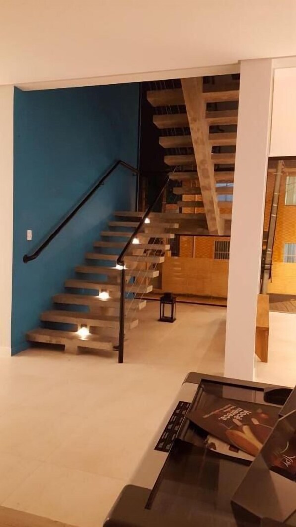 Building design - Flor Inn Praia Hotel (Florianópolis)