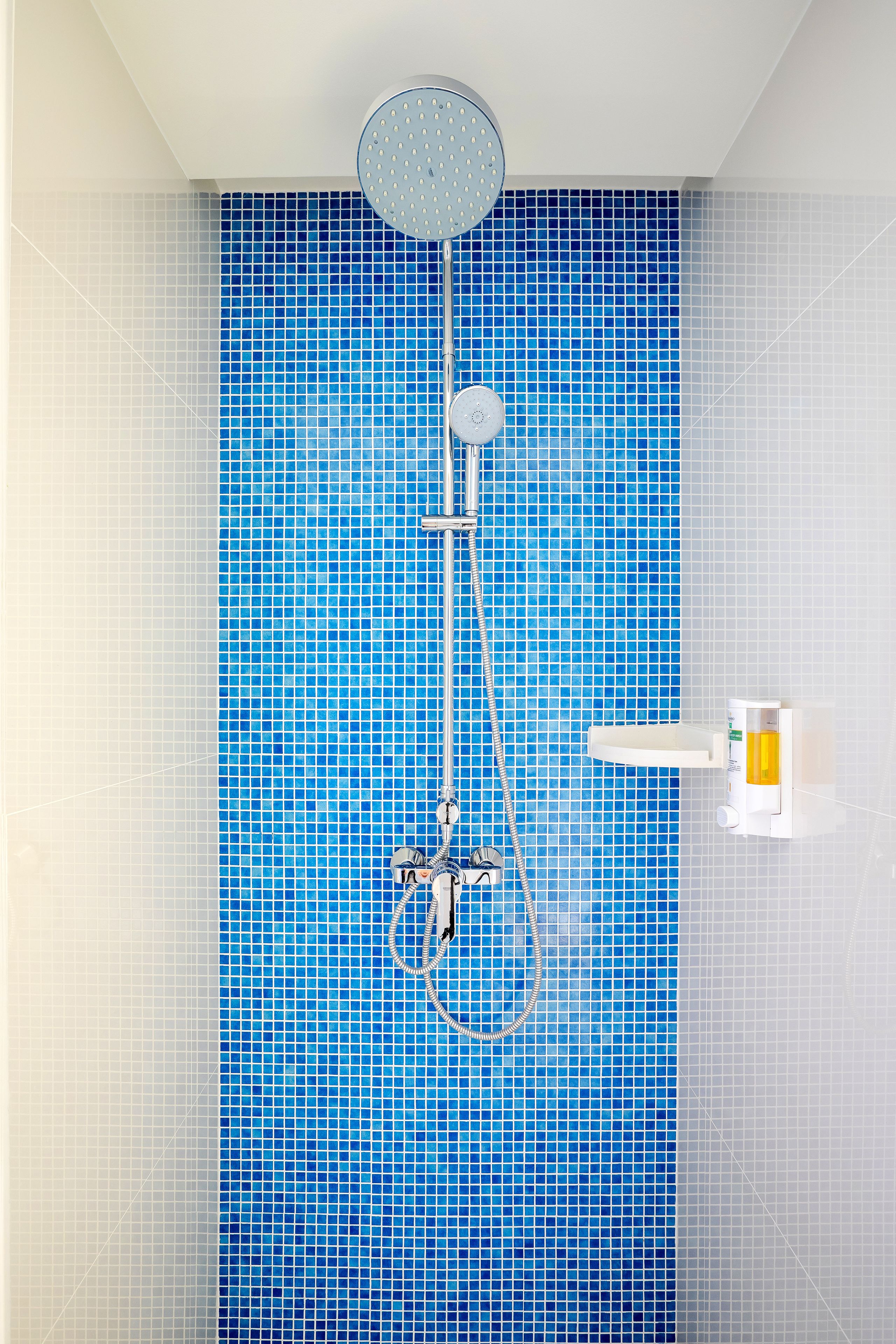 shower, rainfall showerhead, eco-friendly toiletries, hair dryer