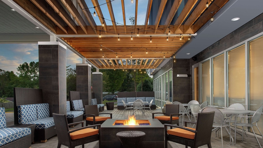 Home2 Suites by Hilton Charlottesville Downtown