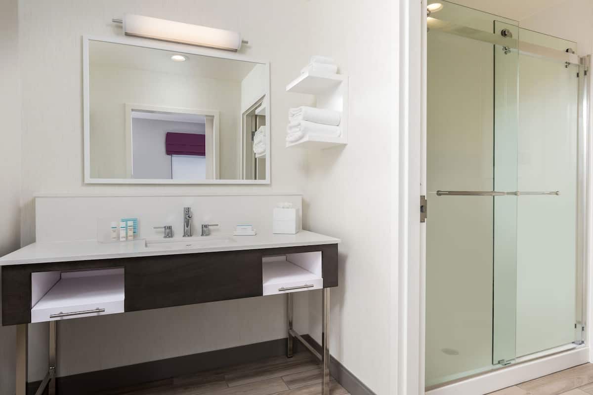 Bathroom | Hair dryer, towels, soap, shampoo