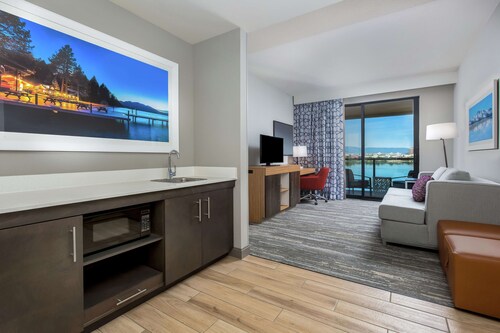 Hampton Inn & Suites Reno/Sparks