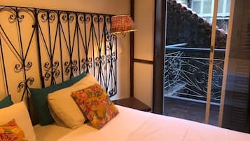 Apartamento Privativo | 1 sovrum, skrivbord, mörkläggningsgardiner och gratis wi-fi